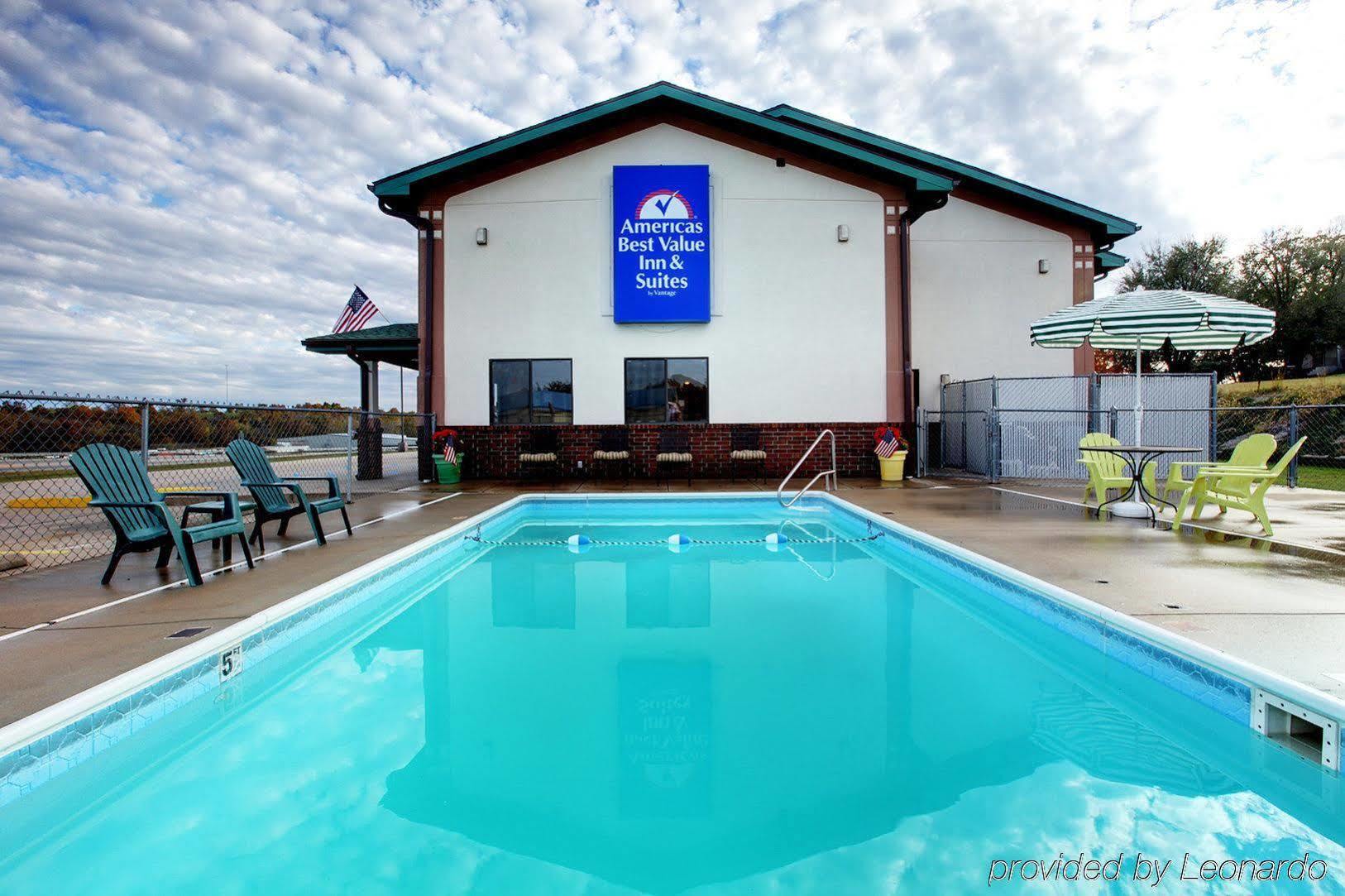 Americas Best Value Inn & Suites Cassville Roaring River Экстерьер фото